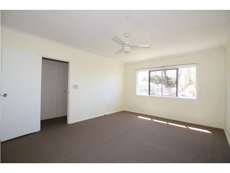 12 Butt Street, Harristown QLD 4350