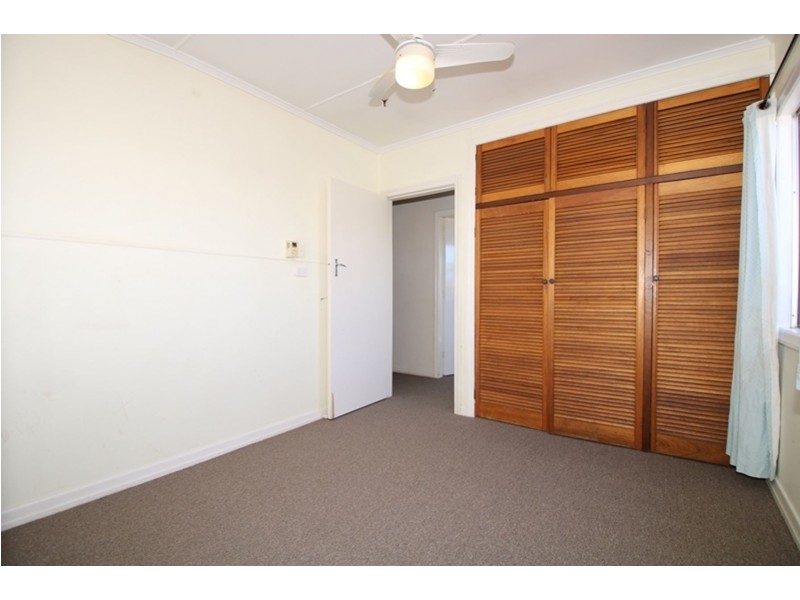 12 Butt Street, Harristown QLD 4350