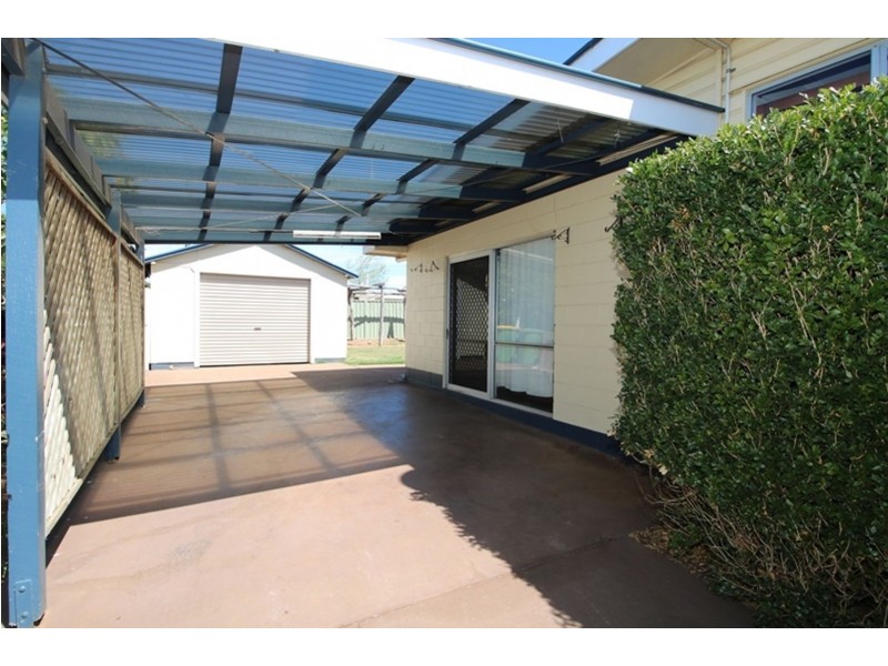 12 Butt Street, Harristown QLD 4350