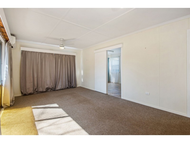 312 Alderley Street, Kearneys Spring QLD 4350