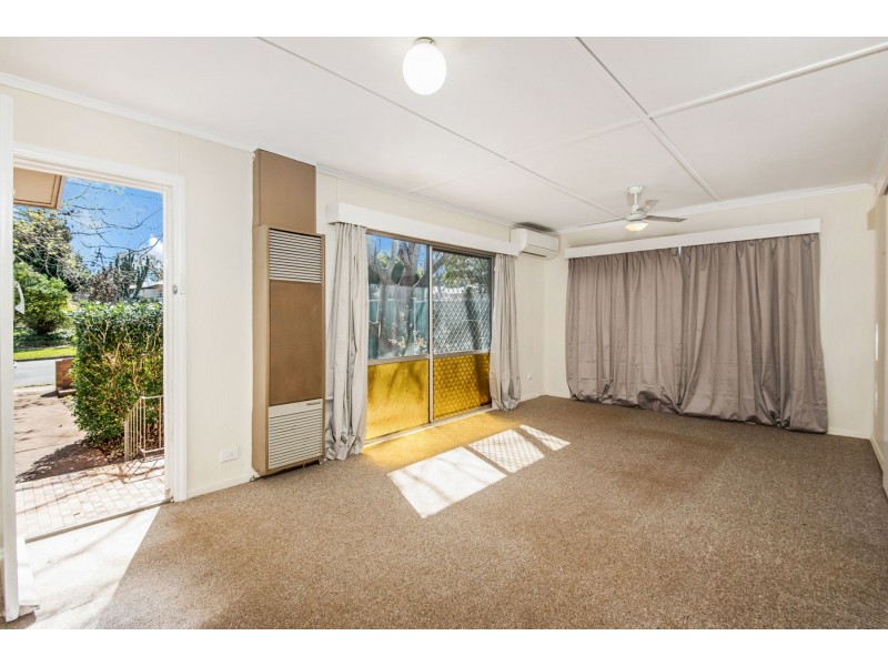 312 Alderley Street, Kearneys Spring QLD 4350