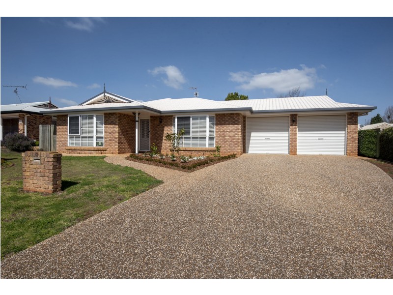 12 Connole Court, Kearneys Spring QLD 4350