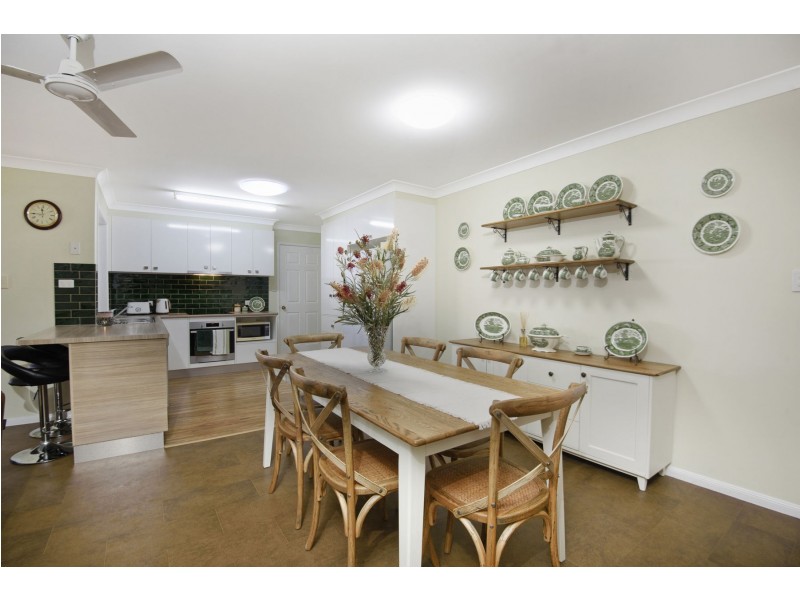 12 Connole Court, Kearneys Spring QLD 4350