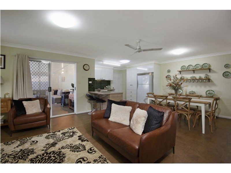 12 Connole Court, Kearneys Spring QLD 4350