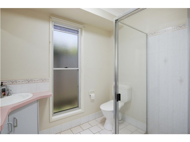 12 Connole Court, Kearneys Spring QLD 4350