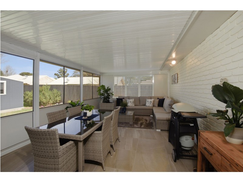 12 Connole Court, Kearneys Spring QLD 4350