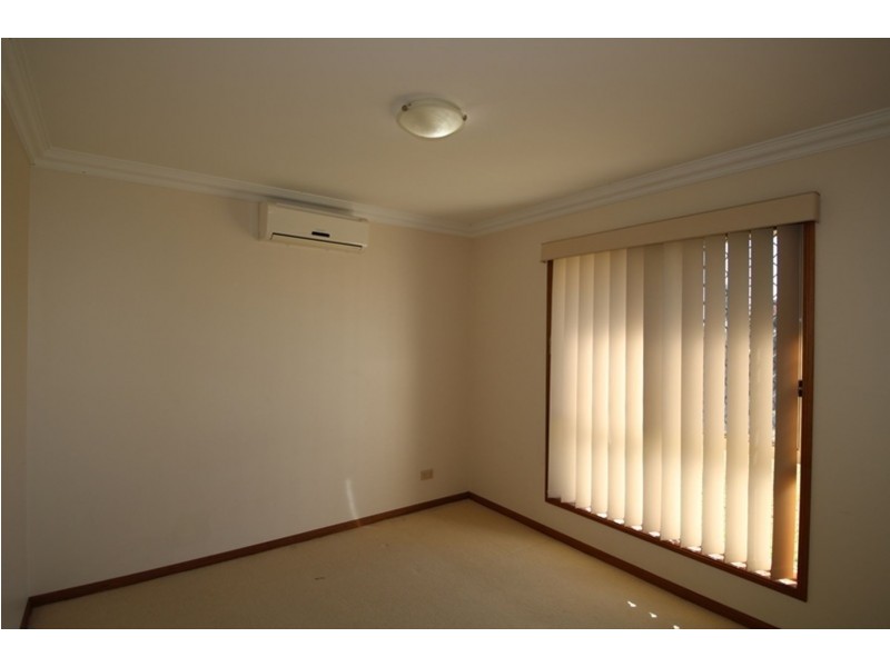 17 Prime Minister Drive, Middle Ridge QLD 4350