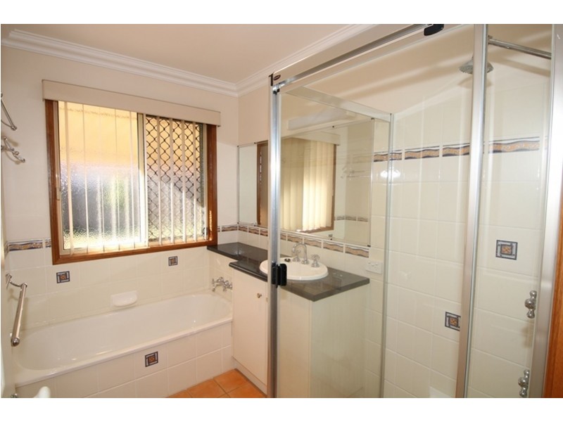 17 Prime Minister Drive, Middle Ridge QLD 4350