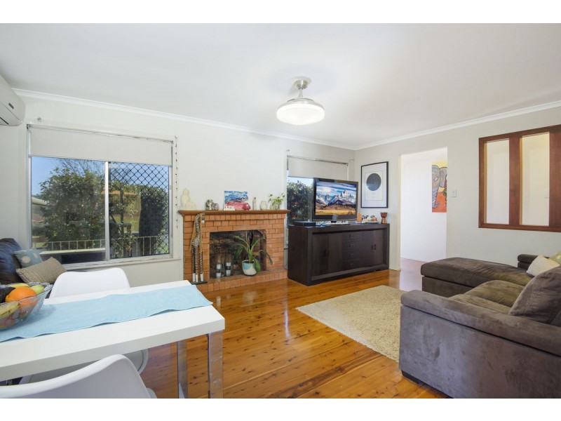 6 Merryl Street, South Toowoomba QLD 4350