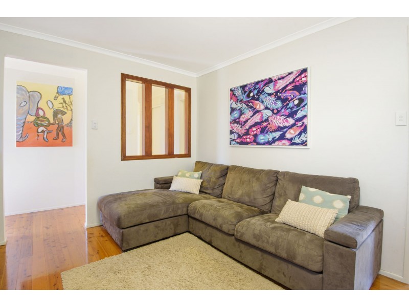 6 Merryl Street, South Toowoomba QLD 4350