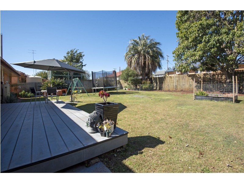 6 Merryl Street, South Toowoomba QLD 4350