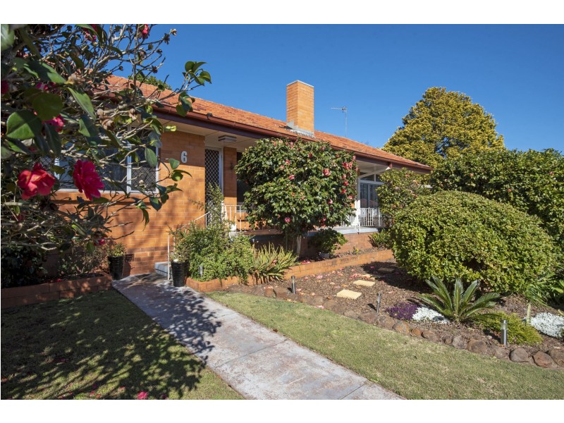 6 Merryl Street, South Toowoomba QLD 4350
