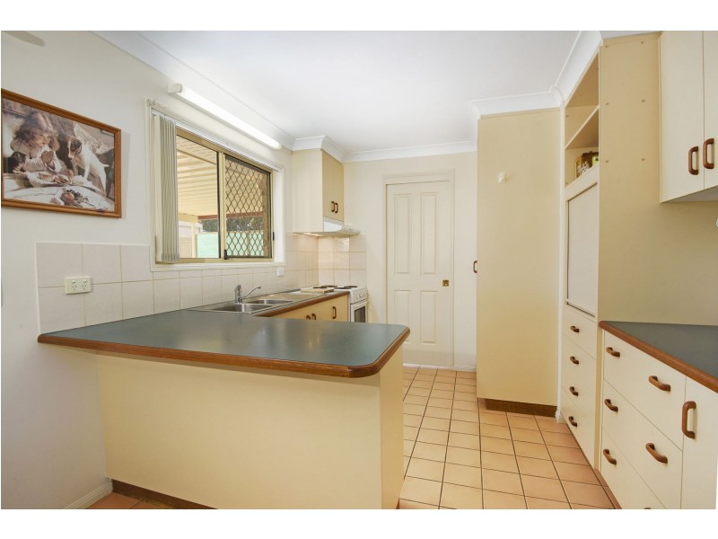 16 Lee Court, Crows Nest QLD 4355