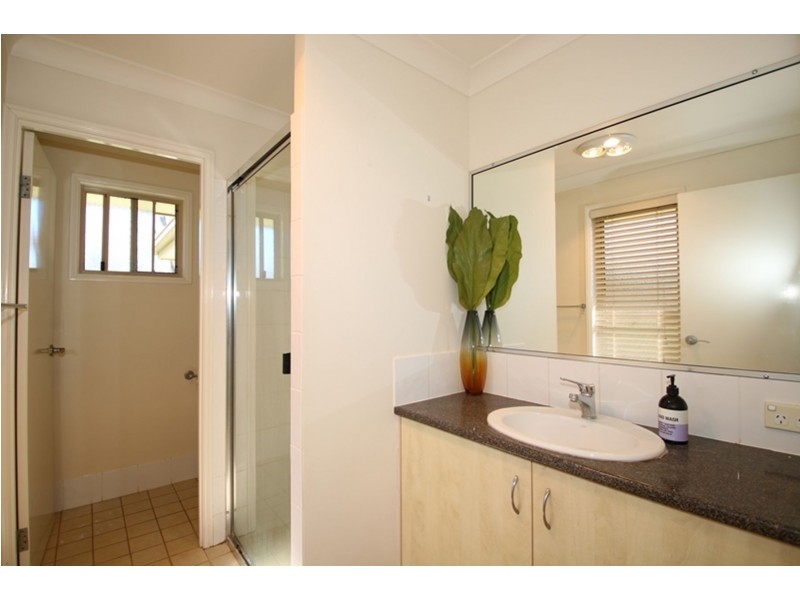 12 Kennedy Street, Cabarlah QLD 4352