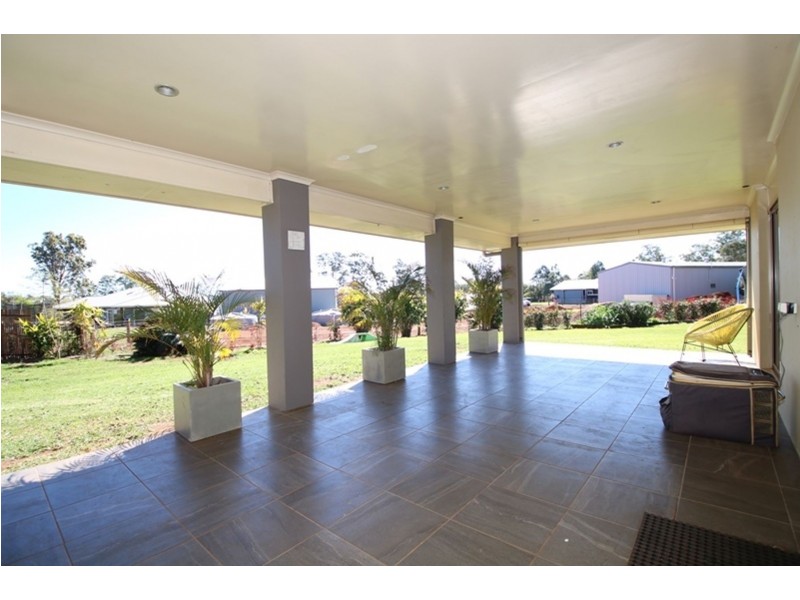 12 Kennedy Street, Cabarlah QLD 4352