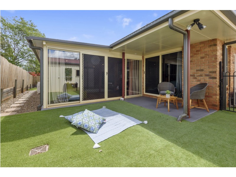 28 Sweetapple Crescent, Centenary Heights QLD 4350