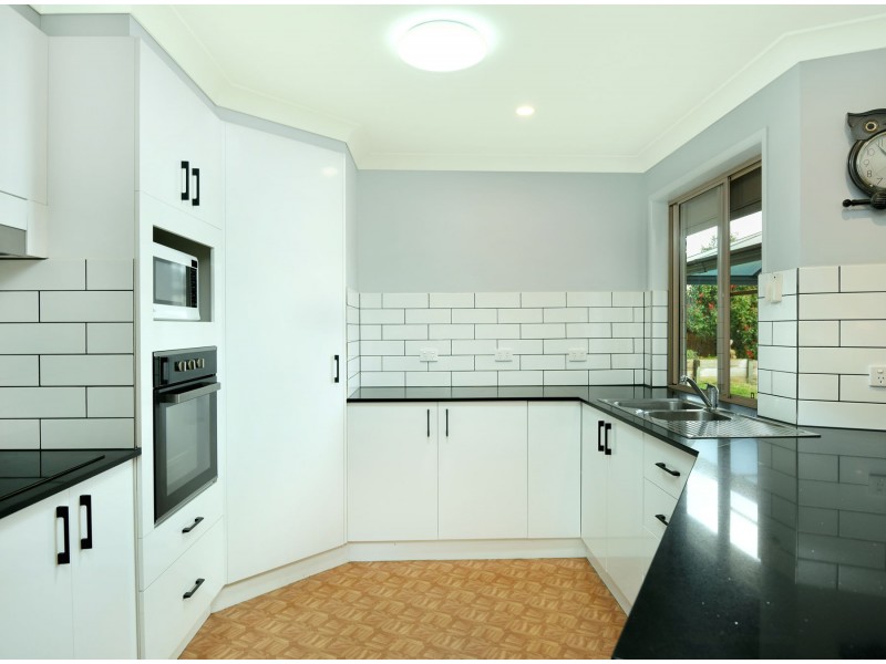 534 South Street, Glenvale QLD 4350