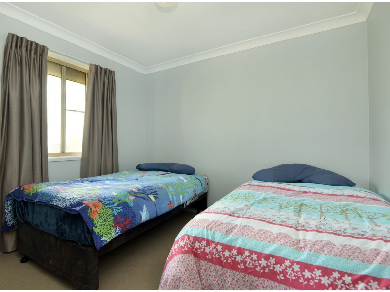 534 South Street, Glenvale QLD 4350