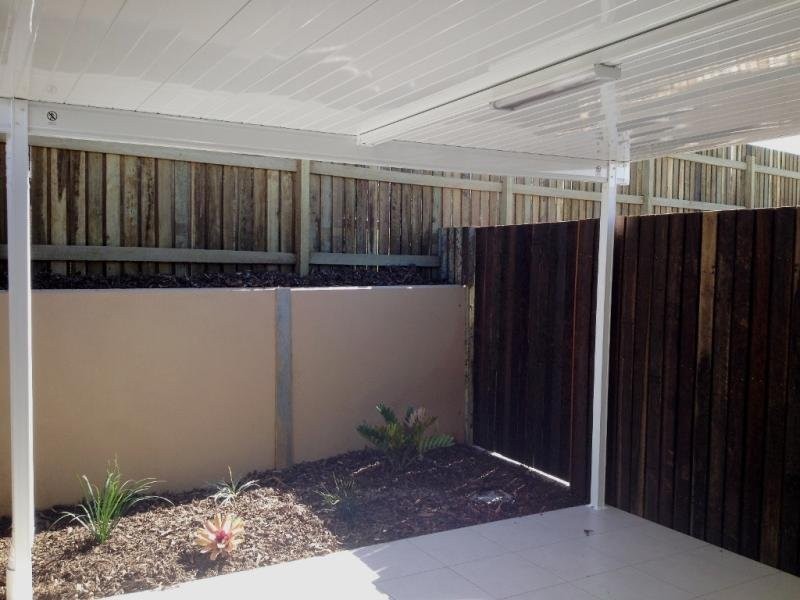 1/5 Nabiac Close, Kearneys Spring QLD 4350
