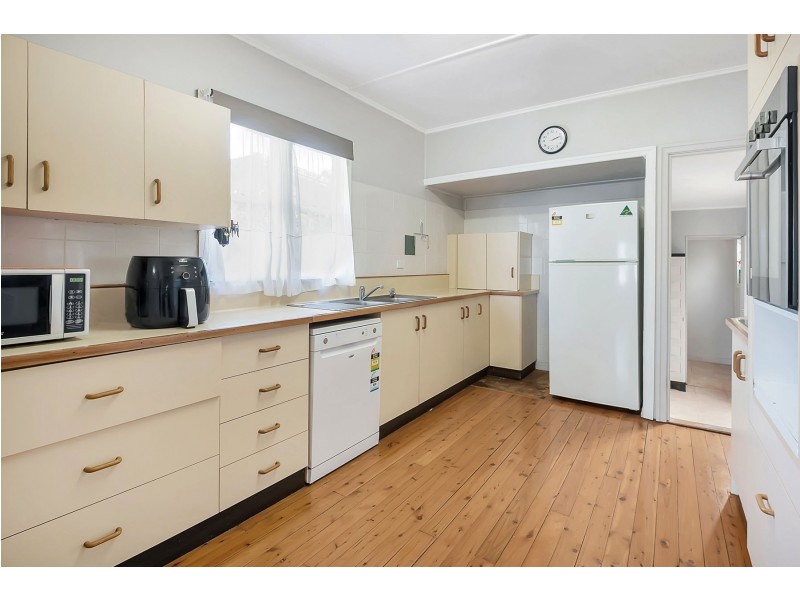 63 Leichhardt Street, Centenary Heights QLD 4350