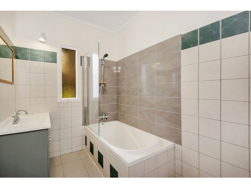 63 Leichhardt Street, Centenary Heights QLD 4350