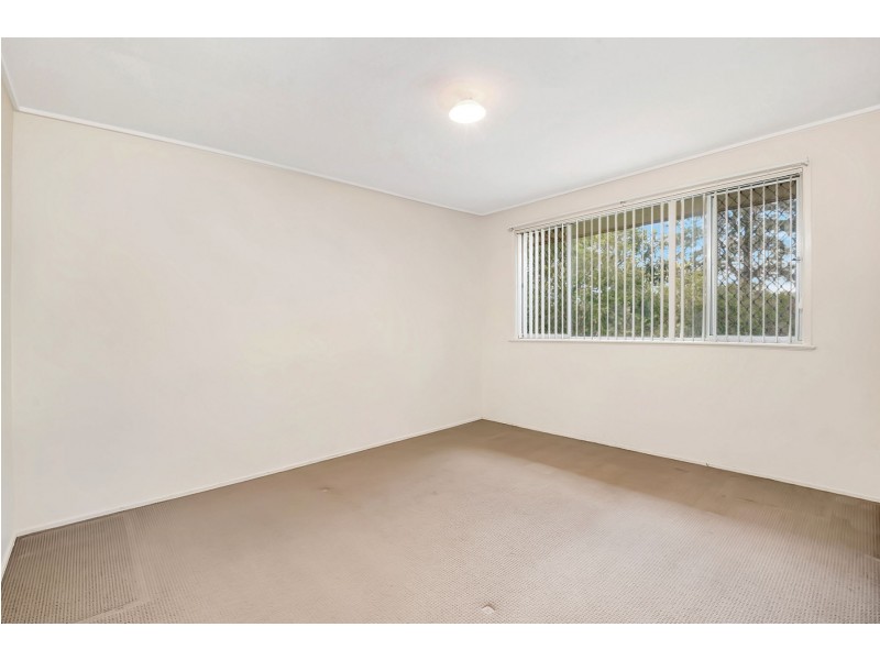 102 Vanity Street, Rockville QLD 4350