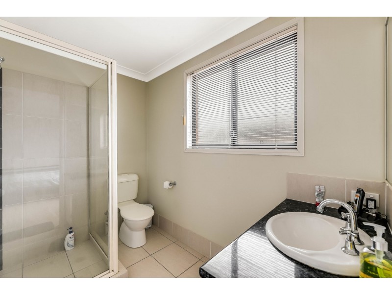 39 Cathro Street, Rockville QLD 4350