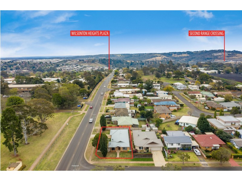 39 Cathro Street, Rockville QLD 4350