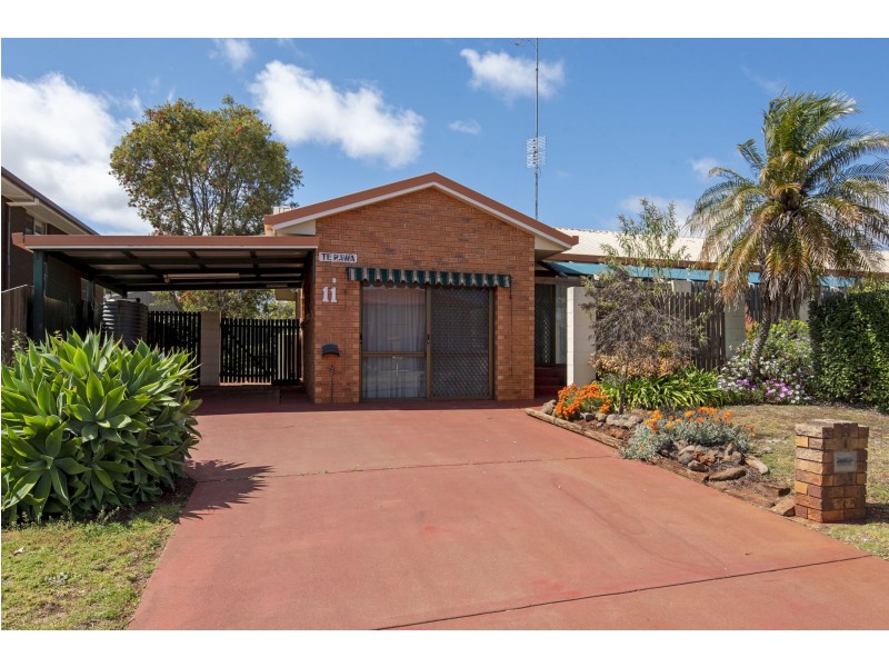 2/11 Belcher Drive, Glenvale QLD 4350