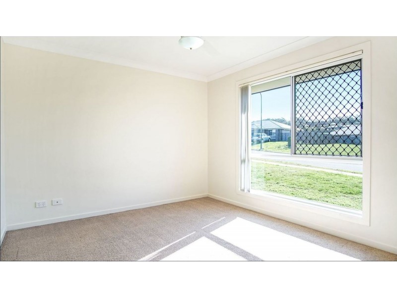 5 Lila Drive, Cotswold Hills QLD 4350