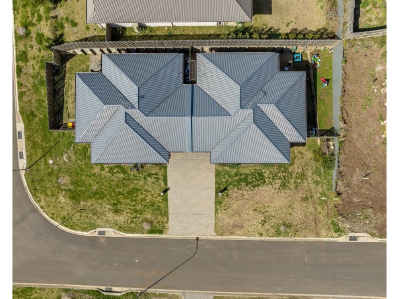 2/21 McInnes Crescent, Glenvale QLD 4350