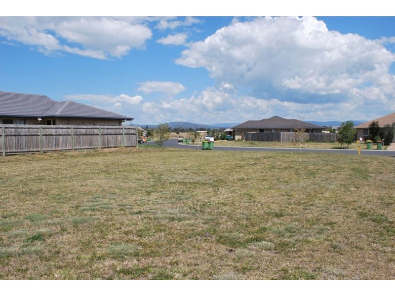 37 Cunningham Avenue, Laidley North QLD 4341