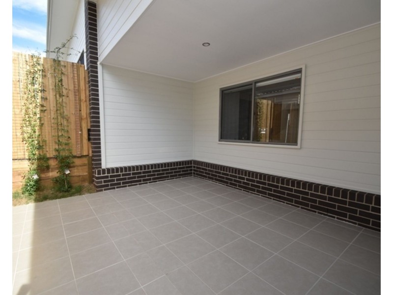 1/28 Swallow Court, Newtown QLD 4350