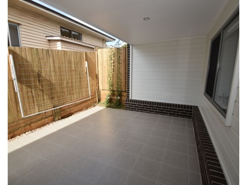 1/28 Swallow Court, Newtown QLD 4350