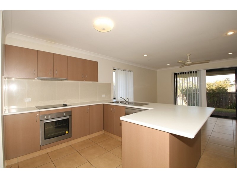 10 High Court Drive, Wilsonton Heights QLD 4350