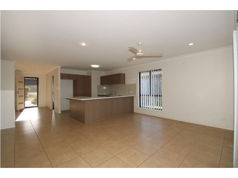 10 High Court Drive, Wilsonton Heights QLD 4350