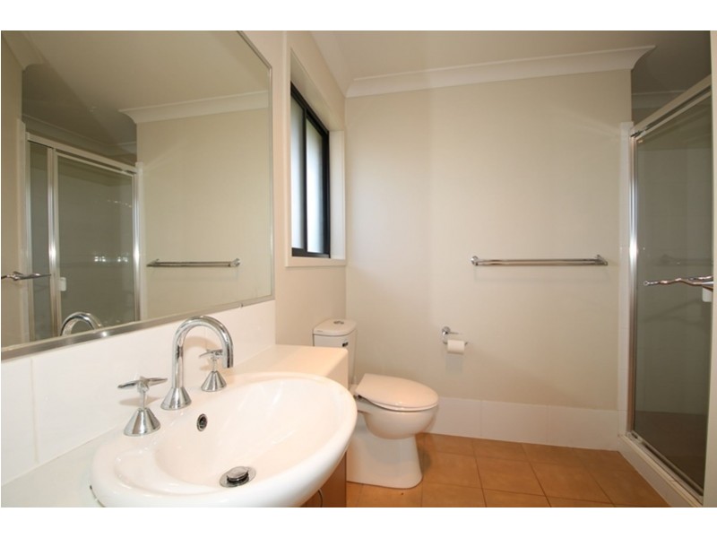 10 High Court Drive, Wilsonton Heights QLD 4350