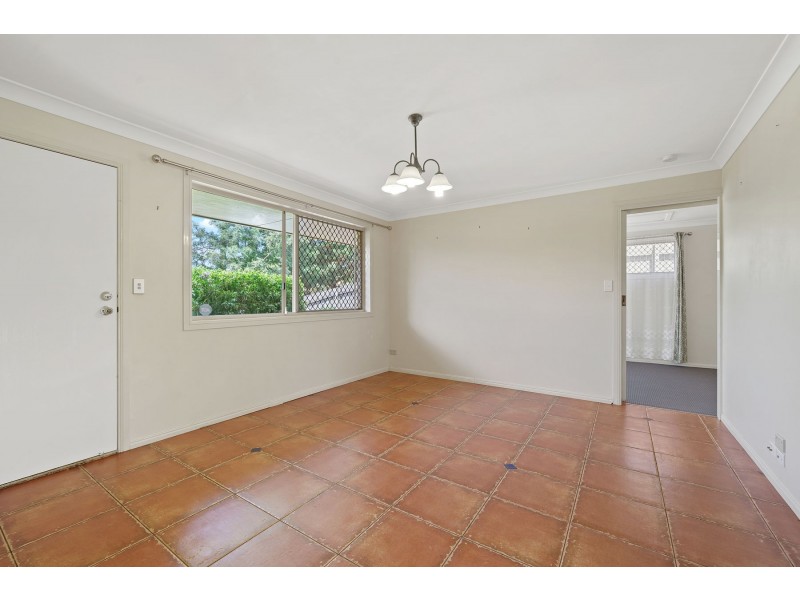 33 Seppelt Street, Wilsonton Heights QLD 4350