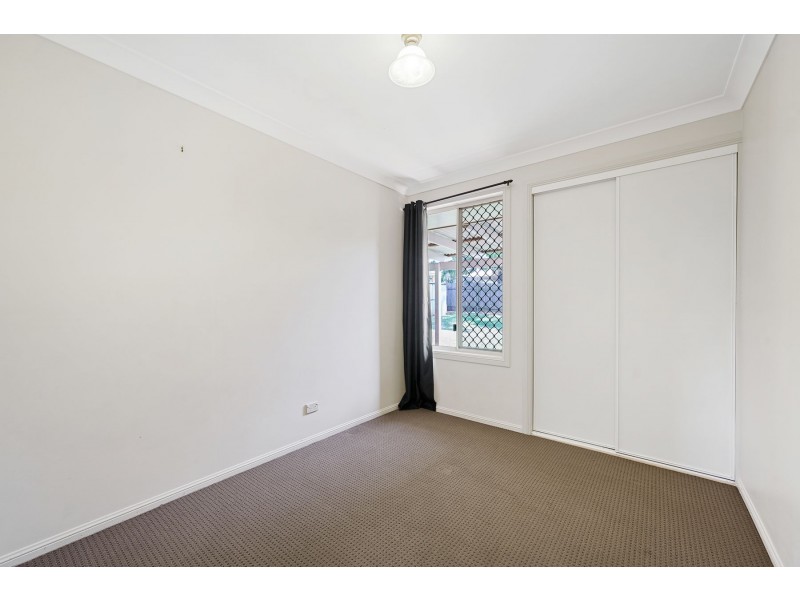 33 Seppelt Street, Wilsonton Heights QLD 4350