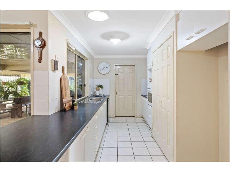 4 Kirralee Court, Westbrook QLD 4350