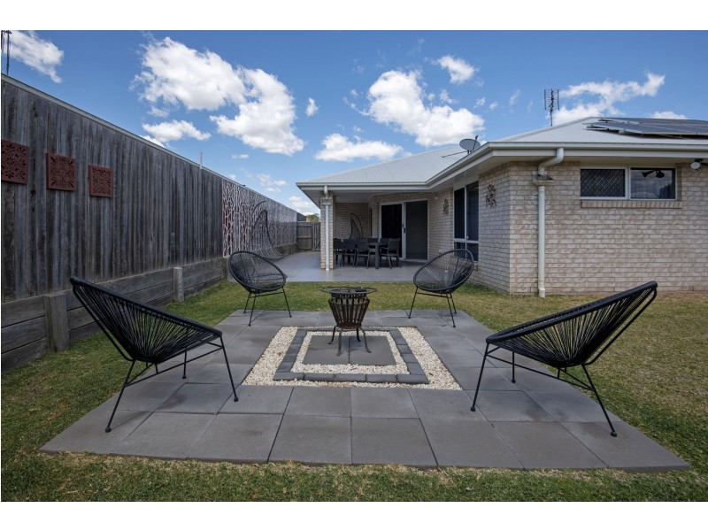 15 Barambah Street, Glenvale QLD 4350