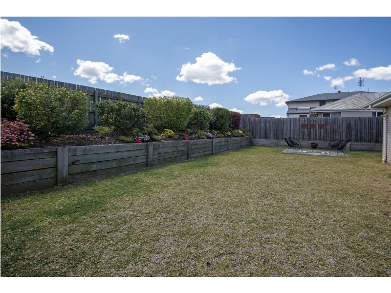 15 Barambah Street, Glenvale QLD 4350