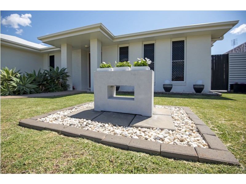 15 Barambah Street, Glenvale QLD 4350