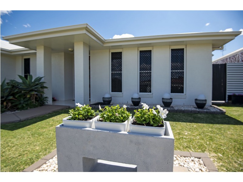 15 Barambah Street, Glenvale QLD 4350