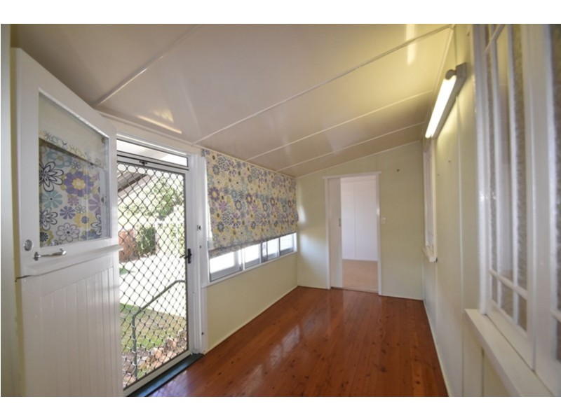 10 Clark Street, South Toowoomba QLD 4350