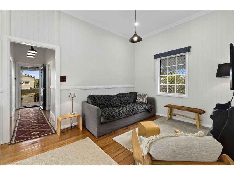 17 Phillip Street, East Toowoomba QLD 4350