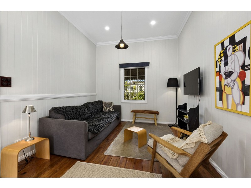 17 Phillip Street, East Toowoomba QLD 4350