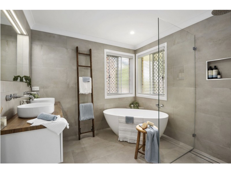 5 Diana Court, Cotswold Hills QLD 4350