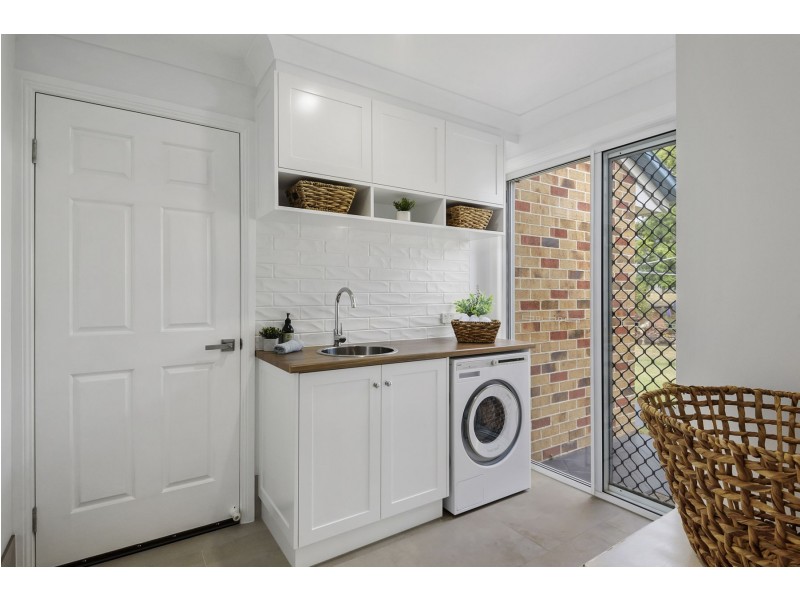 5 Diana Court, Cotswold Hills QLD 4350