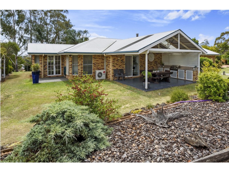 5 Diana Court, Cotswold Hills QLD 4350